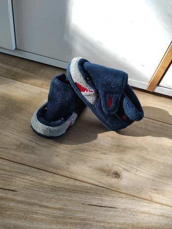 Chaussons requin 🦈 idéal rentrée