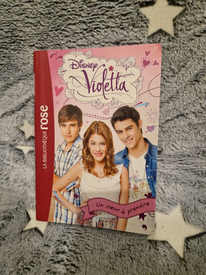 Livre Disney violetta - photo numéro 6