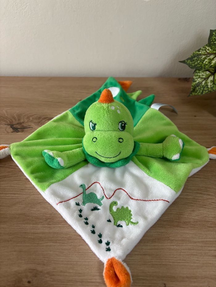 Doudou plat dragon dinosaure vert blanc simba toys nicotoy - photo numéro 2