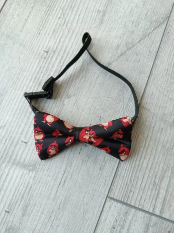 Noeud papillon angry birds