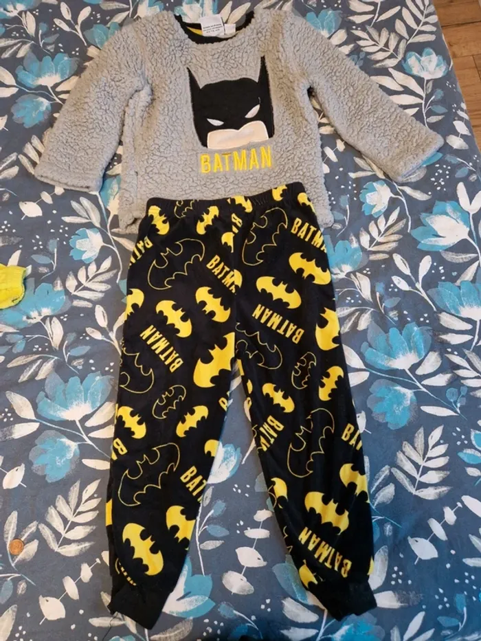 Pyjama Batman
