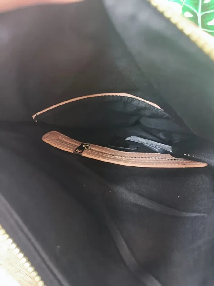 Beau Sac rose à bandoulière au printemps paris, très bon état, 29x31cm déplié 29x20cm plié - photo numéro 6