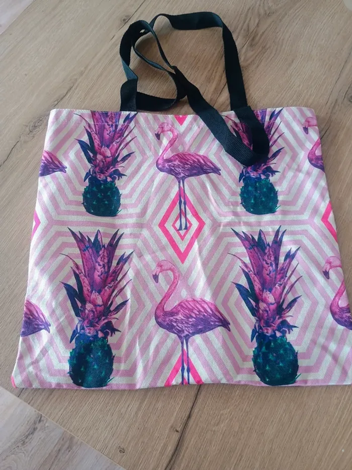 sac fourre tout ou cours fait main - photo numéro 2