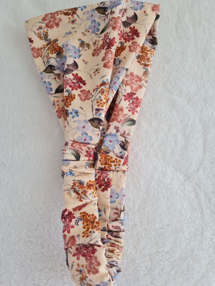 Bandeau fichu fleuri - photo numéro 4