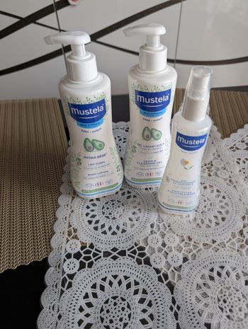 Mustela gamme complète pour bébé, neuve 