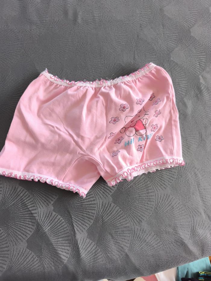 Lot de 4 débardeurs maillots de corps sans manches et 2 shorty 6-8 ans hello kitty - photo numéro 7