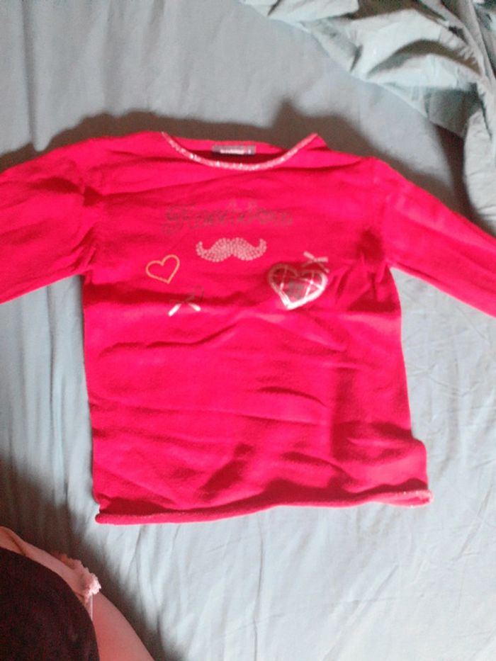 Pull rouge 4ans