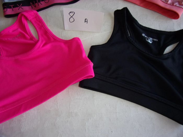 Lot de 4 Brassières 8 ans - photo numéro 4