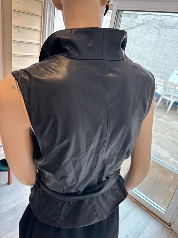 Robe combinaison avec haut en cuir et jupe longue Zara - photo numéro 12