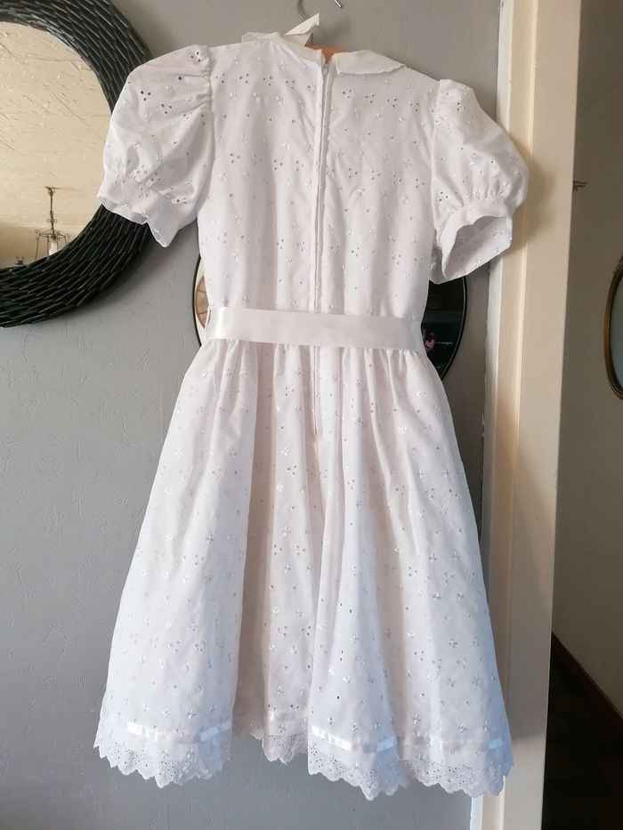 Robe 10/12ans, année 80, broderie anglaise, polyester - photo numéro 2