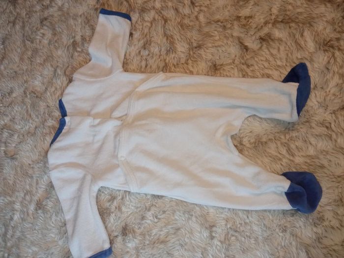 Pyjama 1 mois - photo numéro 4