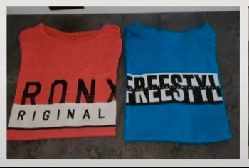 2 t-shirts 9/10ans