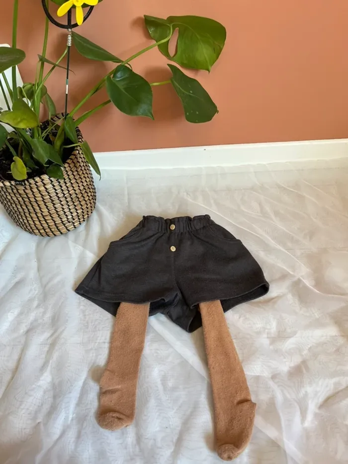 Short hiver taille 3 ans - photo numéro 3