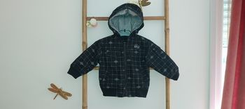 Blouson mi saison excellent état 12 mois