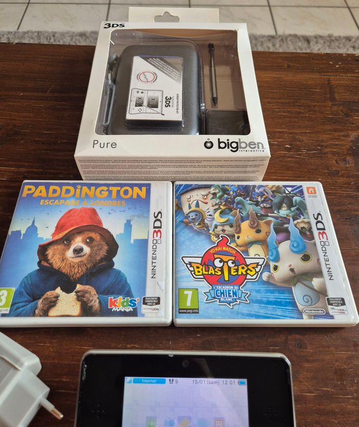 Console Nintendo 3ds blanche et jeux - photo numéro 3