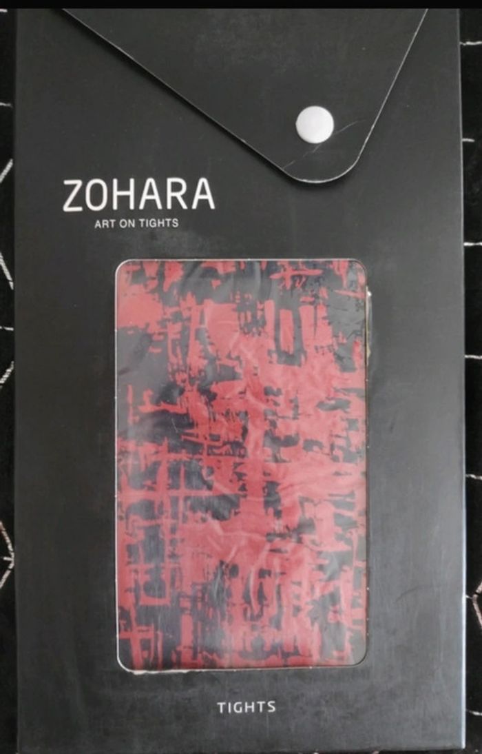 Collant rouge et noir  fantaisie - photo numéro 2