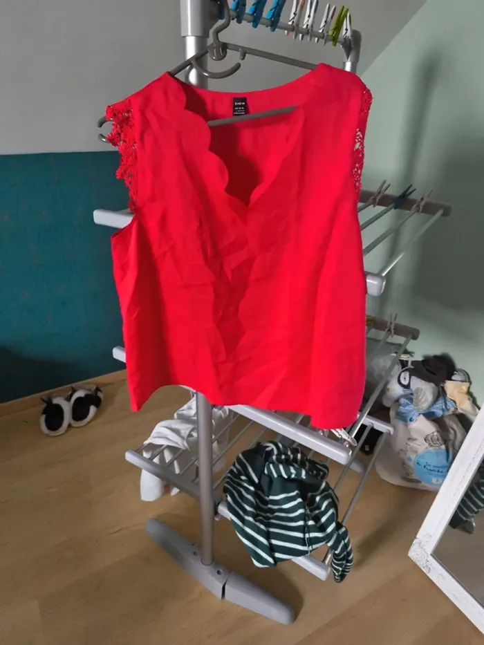 Blouse rouge