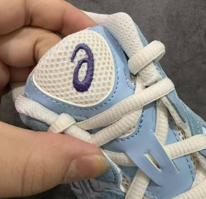 Baskets Asics Gel-NYC taille 40 - photo numéro 7