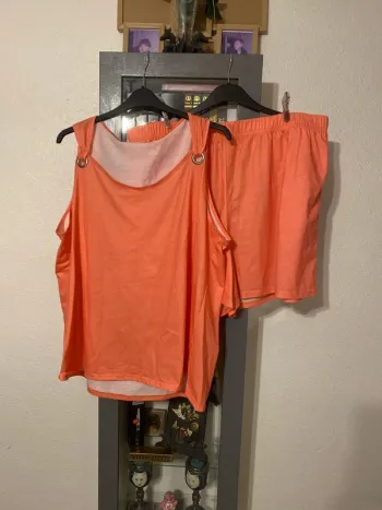 jolie ensemble débardeur short taille 54 neuf SHEIN