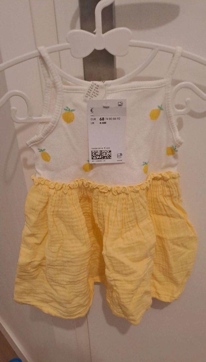 Robe h&m 4/6mois