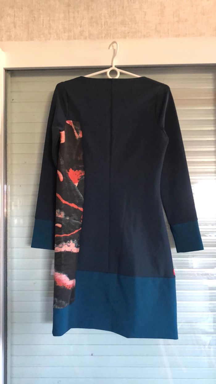 Robe originale et élégante mis capitain - photo numéro 7