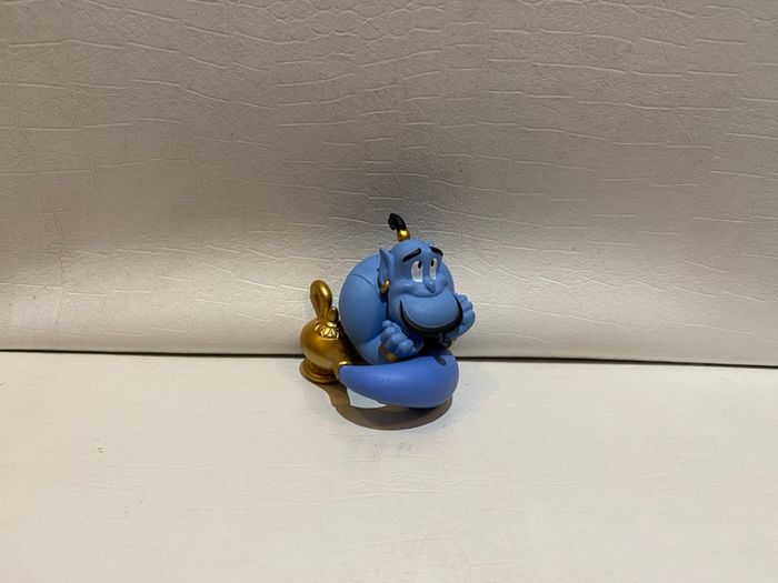 Figutine genie aladdin