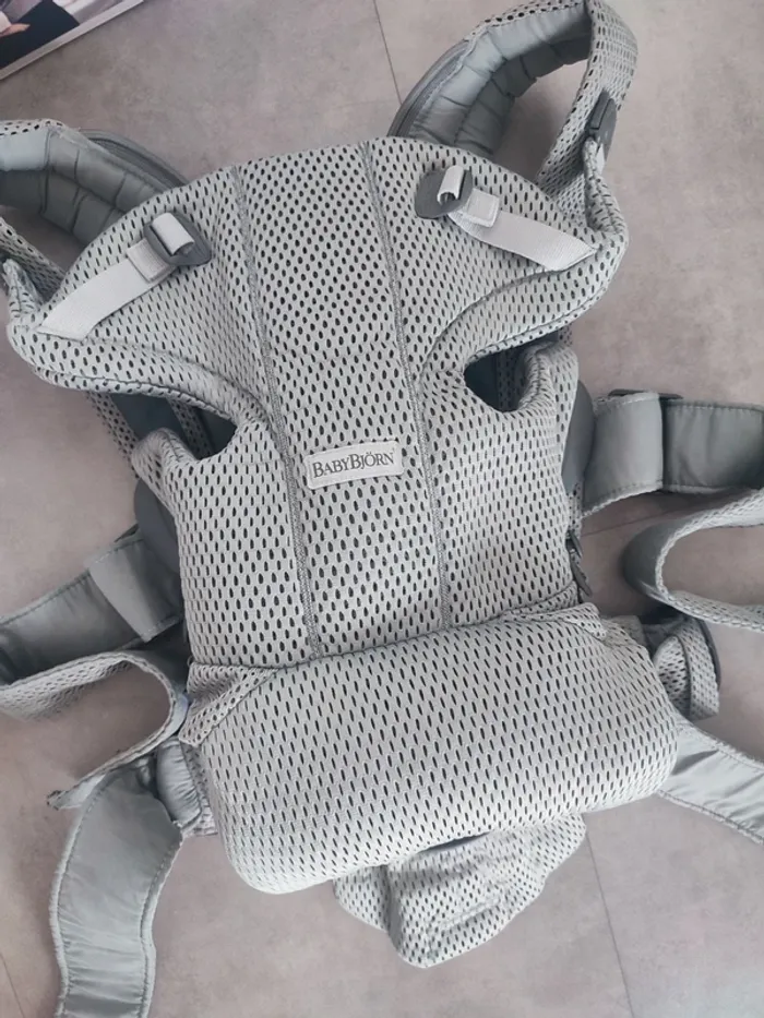 Porte bébé Move de Babybjörn gris - photo numéro 2