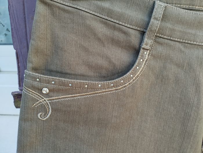 Pantalon Stretch neuf "I.Quing"  taille 44 - photo numéro 5