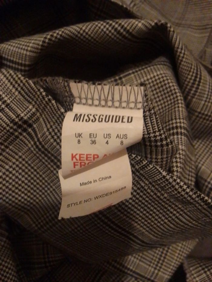 Robe épaules dénudées - photo numéro 15