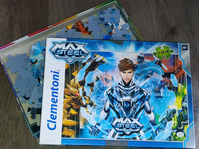 Lot 5 puzzles ( Disney...etc... ) - photo numéro 3