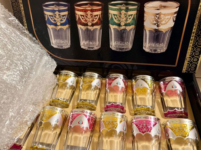 nouveaux verres à thé arabes