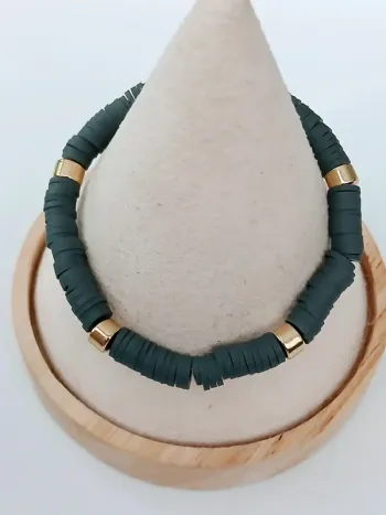 Bracelet perles Heishi – Tendance bohème été