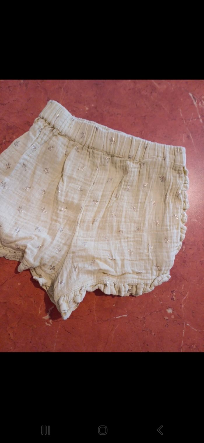 Short fille taille 5 ans - photo numéro 4