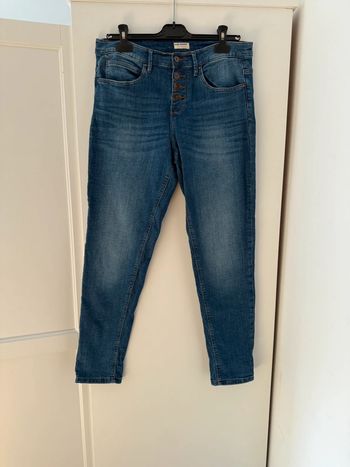 Superbe jean neuf Camaïeu mon boyfit taille haute 🌸 38
