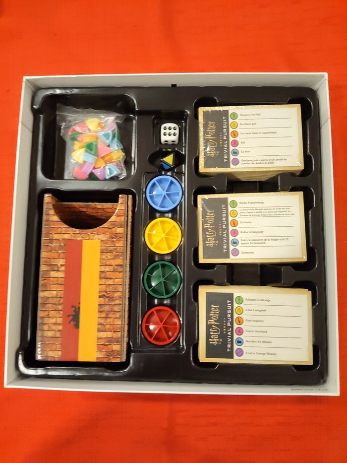 Harry Potter Trivial Poursuit Edition Ultimate - photo numéro 4
