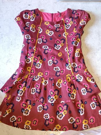 Robe orchestra  8 ans epaisse cool avec manches longues et collants