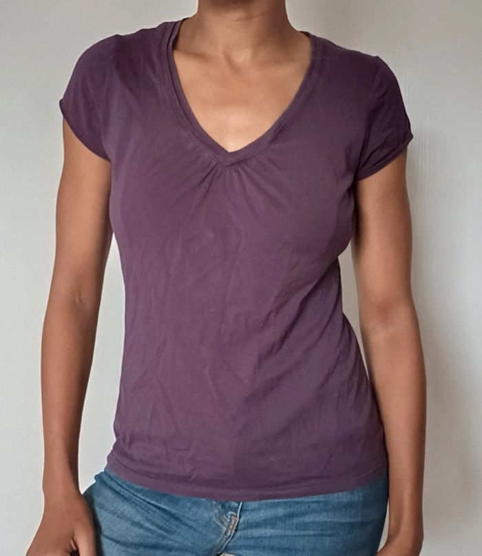 T-shirt violet