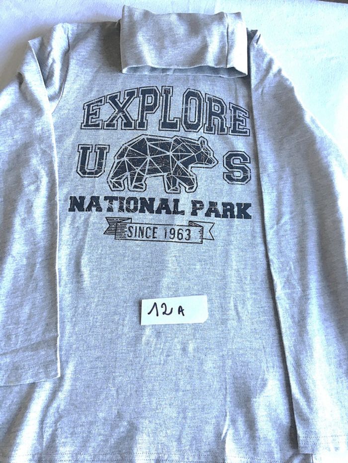 Tee shirt col roulé 12 ans