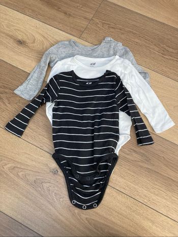 Lot de bodies H&M 6 mois