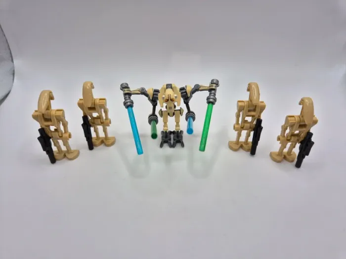 Figurines type lego Sith Général Grievious + 4 droides de combats star wars - photo numéro 3