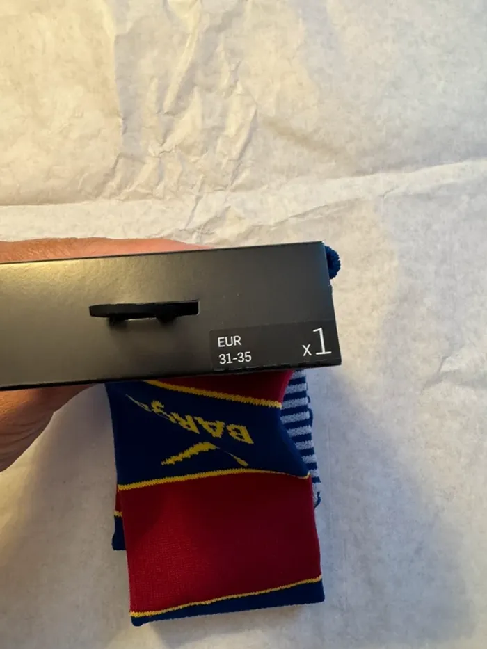 Chaussettes de foot Nike équipe FC Barcelone taille 31/ 35 authentique neuf - photo numéro 9