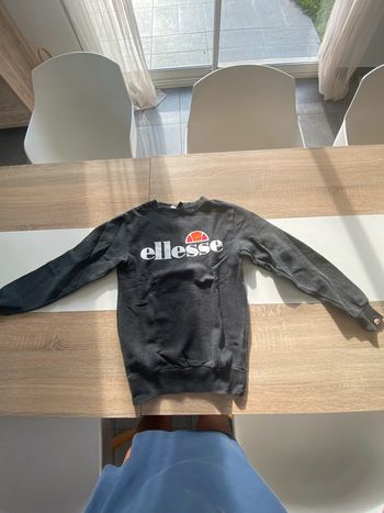 Pull ellesse
