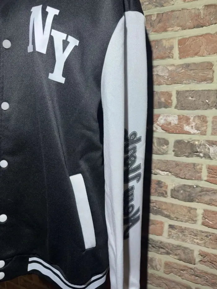 Blouson Varsity noire et blanche New York Taille L / 40 - photo numéro 8