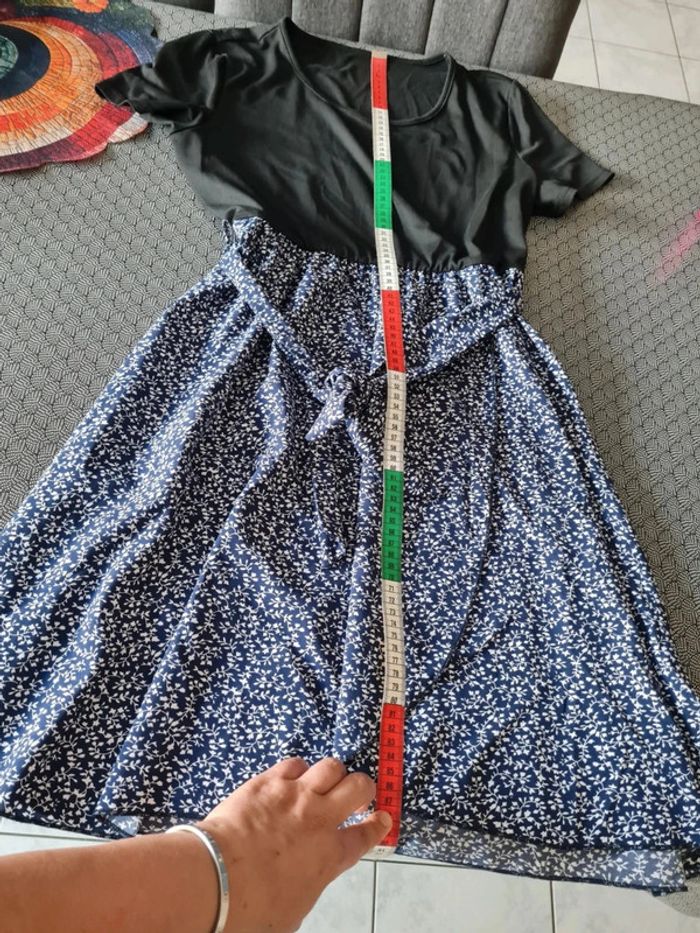 Longue robe portefeuille - photo numéro 8