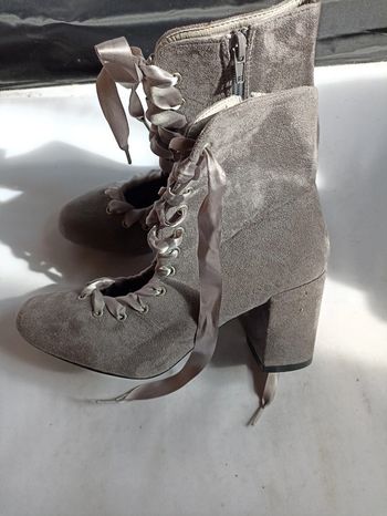 Chaussures talon grise