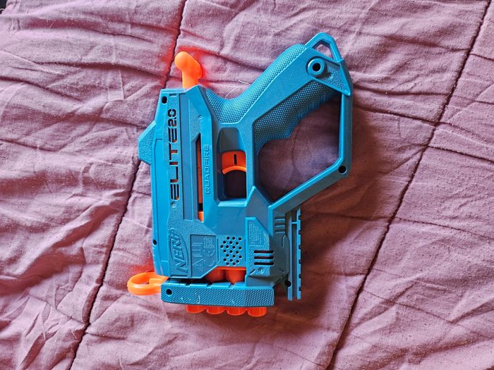 Pistolet nerf - photo numéro 2