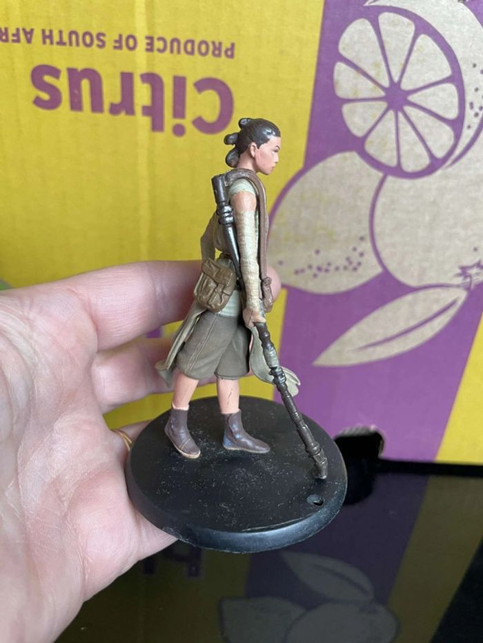 Figurine Rey Star Wars Disney Lucasfilm - photo numéro 4