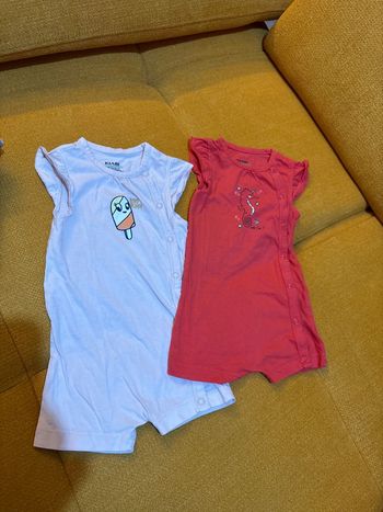 2 combinaisons shorts 6 mois