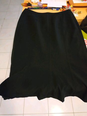 Jupe Gérard Darel T 40 noire tulipe neuve