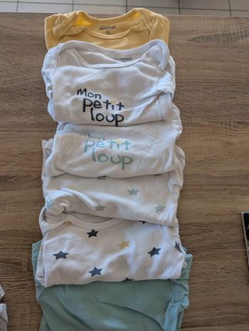 Lot de 6 bodys manches longues